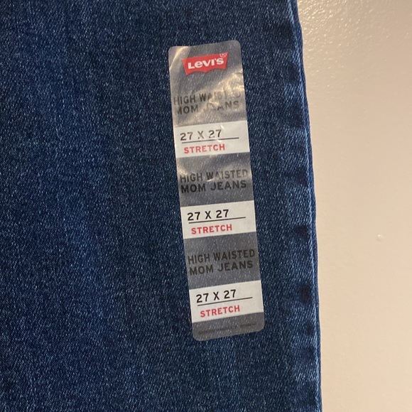 Levi’s Jeans - Picture 3 of 7